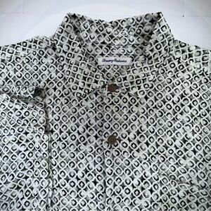 Tommy Bahama Men's XL Black White Grey Geometric Short Sleeve Button Down